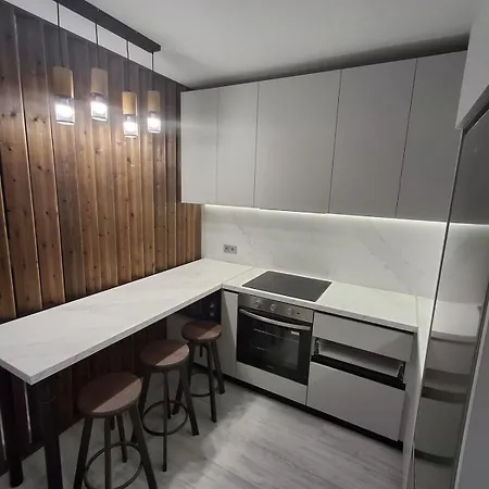 Yana Sanny Apartament