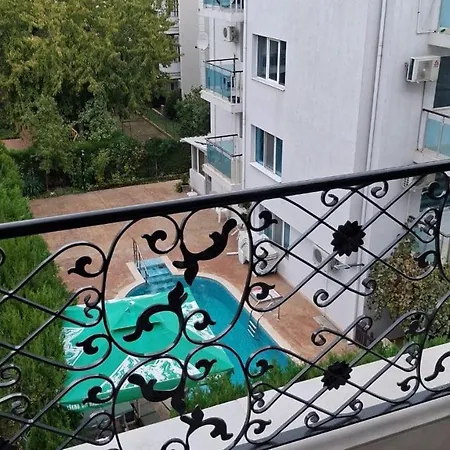 Yana Sanny * Sluneční pobřeží